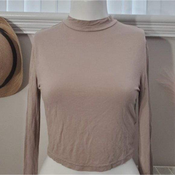 Sandy beige/light ash brown Mock Neck Cropped Long Sleeve top - Picture 3 of 6